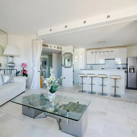 شقة Sea And Sky 8 Personnes